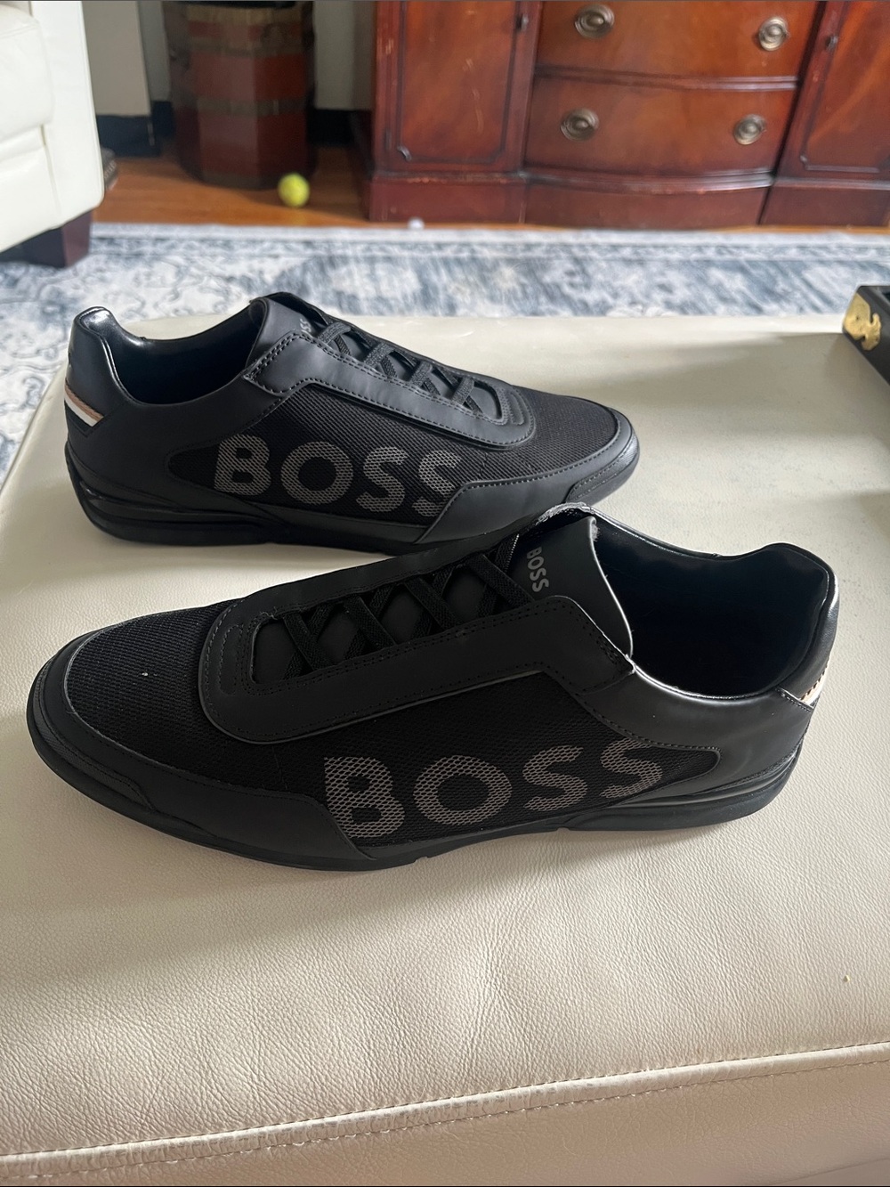 Authentic BOSS by Hugo boss Saturn slon mesh sneakers-excellent condition